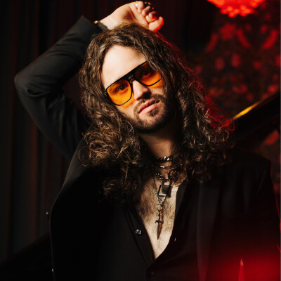 213Rock Harrag Melodica Live interview with Dan Byrne 18 02 2026 on Vinylestimes Classic Rock Radio cover