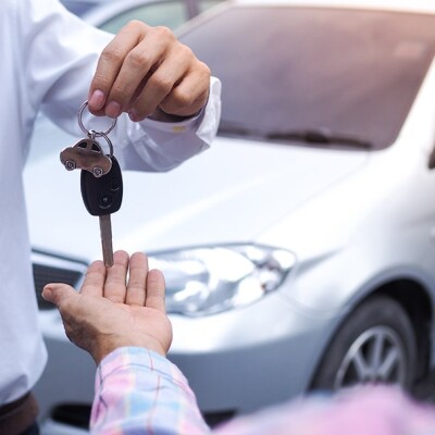 Voiture d’occasion : attention aux pièges entre particuliers cover