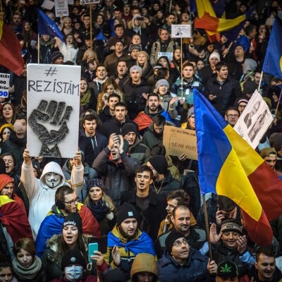 Menaces en Roumanie cover