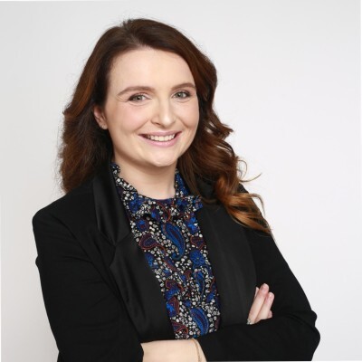 #57 Anna Romy - Presse et Pluralisme - Comment les journaux collectent-ils des dons pour défendre une presse indépendante ? cover