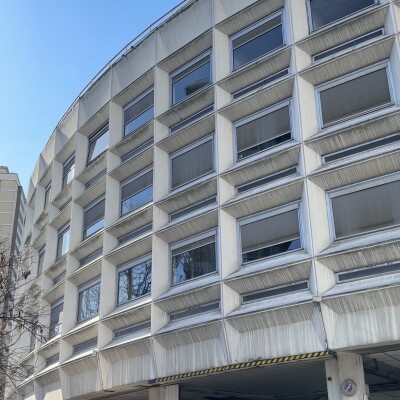 Au coeur du chantier : un parking circulaire parisien réhabilité en centre de stockage pour l'entreprise Lockall cover