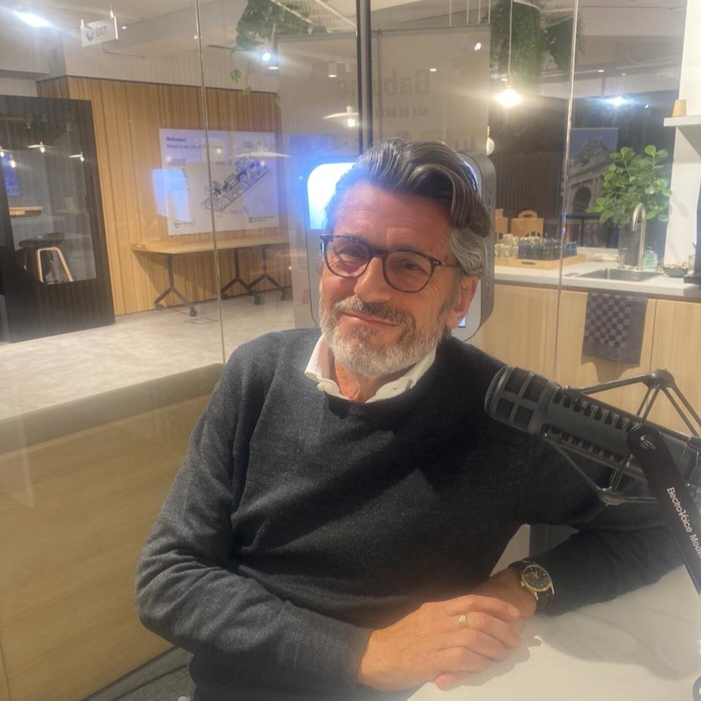 BXFM 104.3 || 100% Bruxelles || 100% Europe