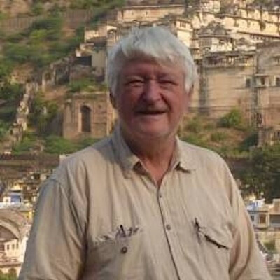 Etienne LAVIGNE, architecte et peintre, interviewé par Elise Serrano cover