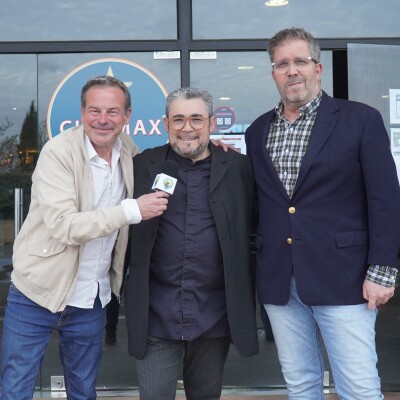 Depuis le cinéma Grand Ecran, le guide des Essentiels du Bassin a été distribué ce vendredi. Stéphane Carrade et Patrick Gabet livrent leurs cover