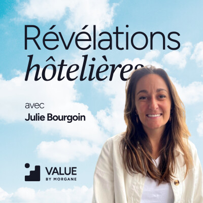 Julie, d'un siège parisien à Cheffe de réception d'hôtel à Nantes. cover