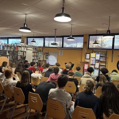 Colmar : L'autrice Coline Pierré au Lycée Camille Sée cover