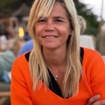 [REDIFF]  Caroline. L'approche centrée solution cover