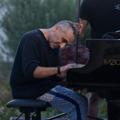 NDJ NEO CYRIL BENHAMOU TRIO White keys cover