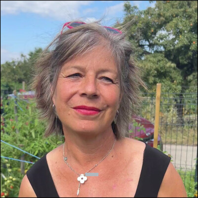 Cécile Weiss, Présidente du Jardin partagé des Roses cover