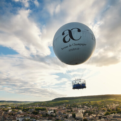 À 150m au-dessus d'Épernay ! cover