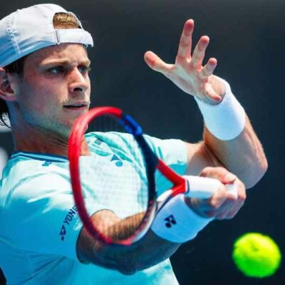 (Australian Open): Zizou Bergs quitte Melbourne en larmes, retour sur ce cruel forfait avec Ruben Bemelmans, son coach cover