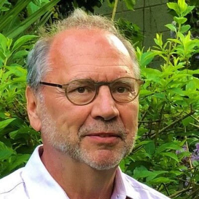 Lobby Awards 2023-Peter Piot microbiologiste cover