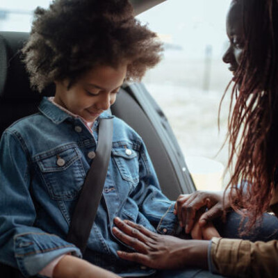 Avez- vous correctement attaché vos enfants ? cover