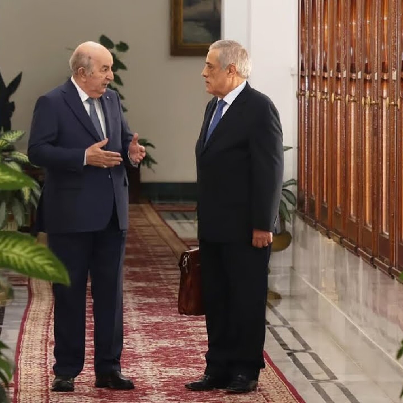 Urgent. Tebboune limoge brutalement son Premier-ministre Nadir Larbaoui episode artwork