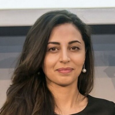 Neda Shah Hosseini doctorante en textile à l'ENSISA - Campus Mag Interview cover