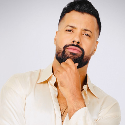 برنامج موعد الفنانين يستضيف الفنان المتألق عبدو السلاوي cover