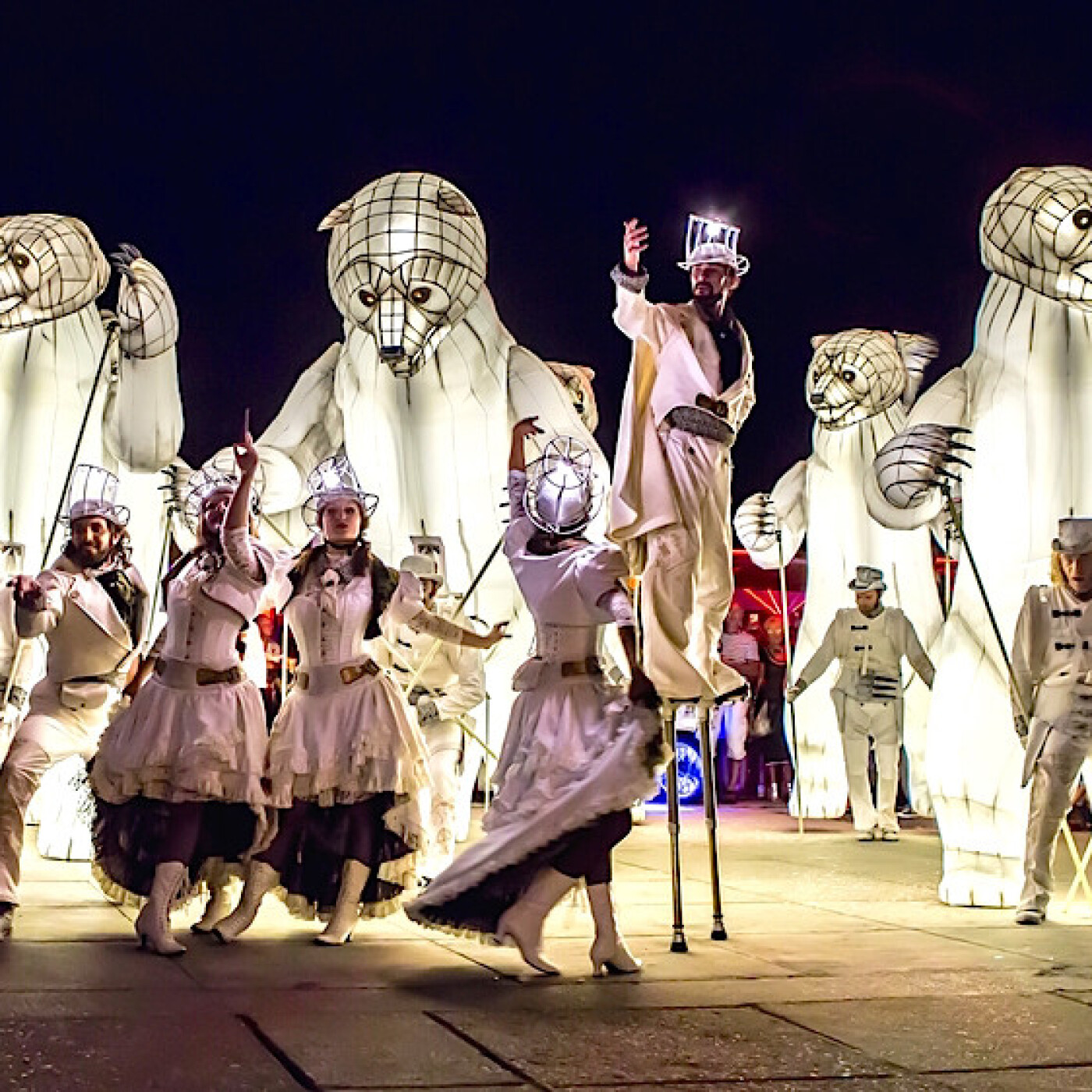 Haguenau : La parade de clôture, "gueules d'ours" episode artwork