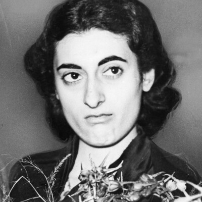 EP 12 - Le pouvoir en héritage : Indira Gandhi. cover