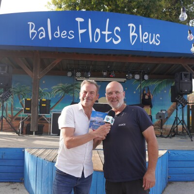 Franck Couderc, le directeur des Flots Bleus nous présente son livre Bienvenue au camping cover