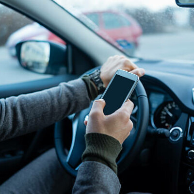 Pas de téléphone au volant ! cover