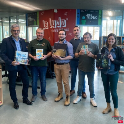 ÉMISSION SPÉCIALE - À la Médiathèque Jacques-Chirac cover