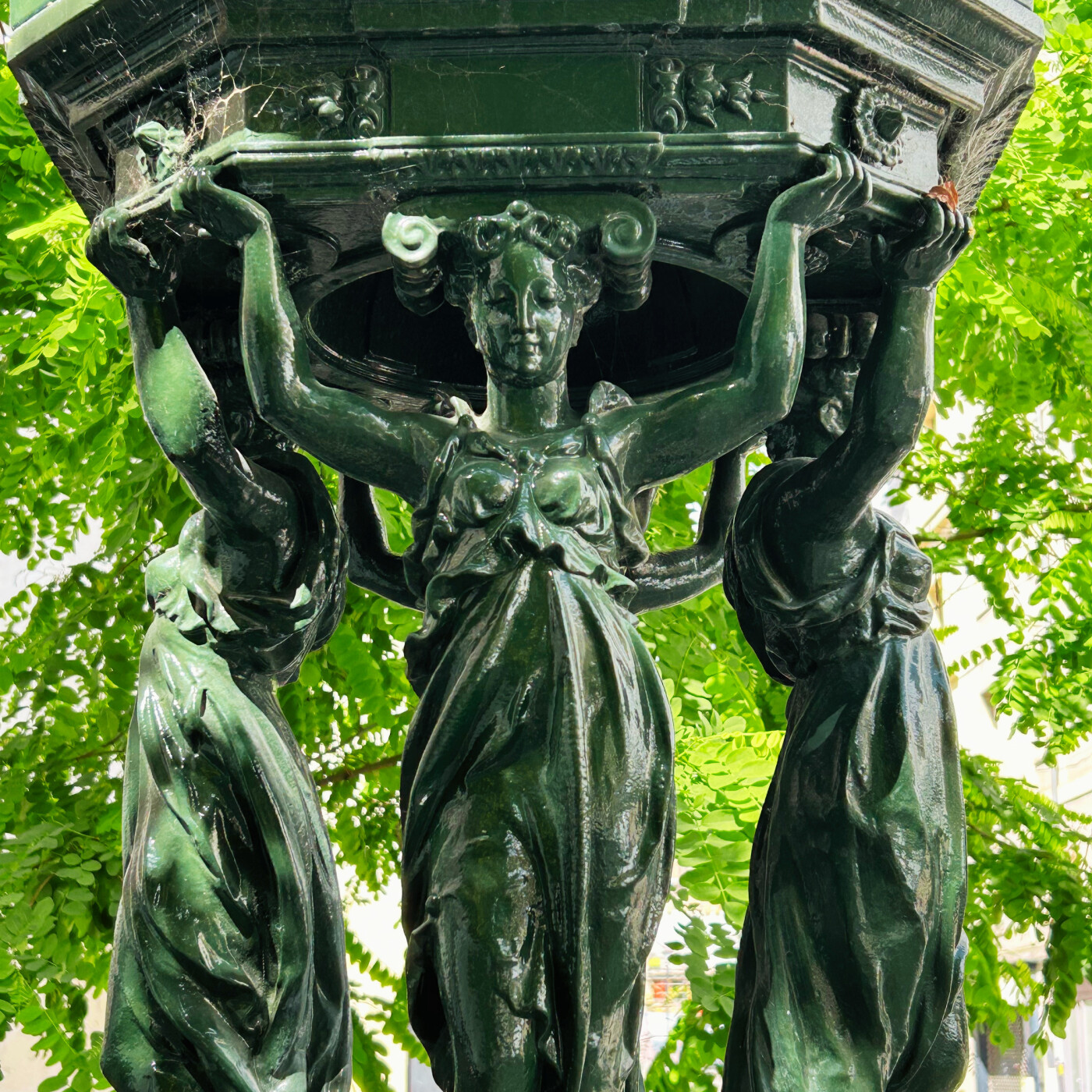 [1 min à Paris] Les fontaines Wallace episode artwork