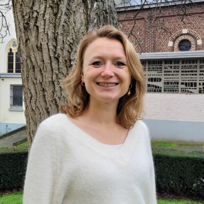 Claire de Saint Lager: « Les catholiques n’échappent pas aux interrogations autour du célibat » cover