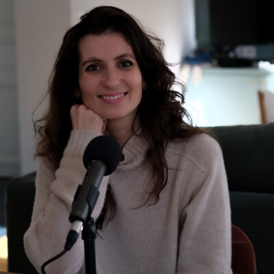 [REDIFF] Marine Leonardi : une prépa HEC pour devenir star du stand-up cover