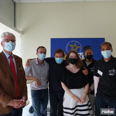 EMISSION SPÉCIALE - Les jeunes et l'Europe cover