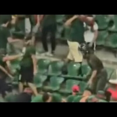 Les supporters du Mouloudia d’Alger : des boucs émissaires d’un Pouvoir remonté contre le peuple cover