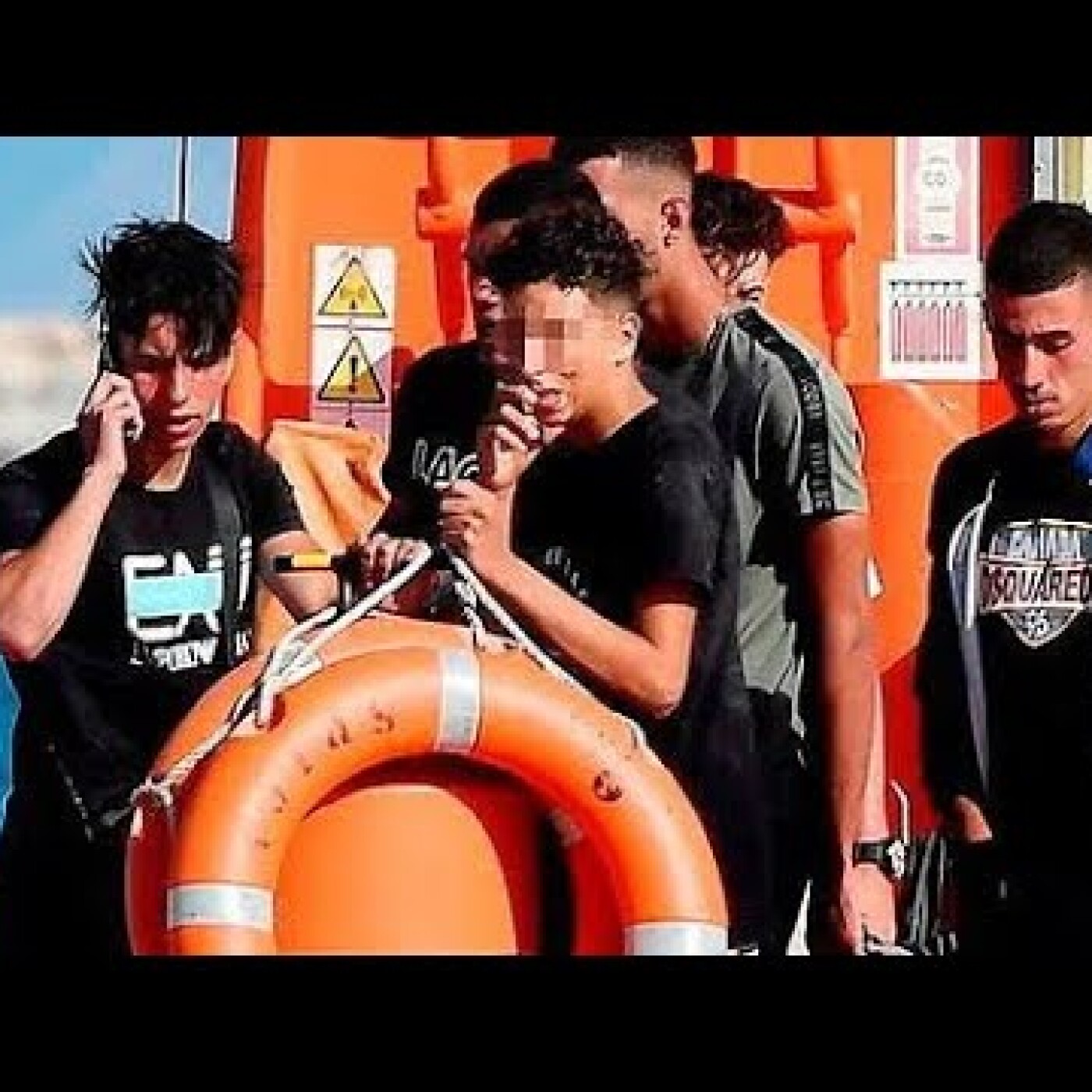 Plus de 1400 enfants et mineurs harragas algériens accueillis et pris en charge en Espagne episode artwork