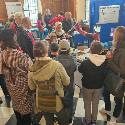 Robotique & intelligence artificielle cover