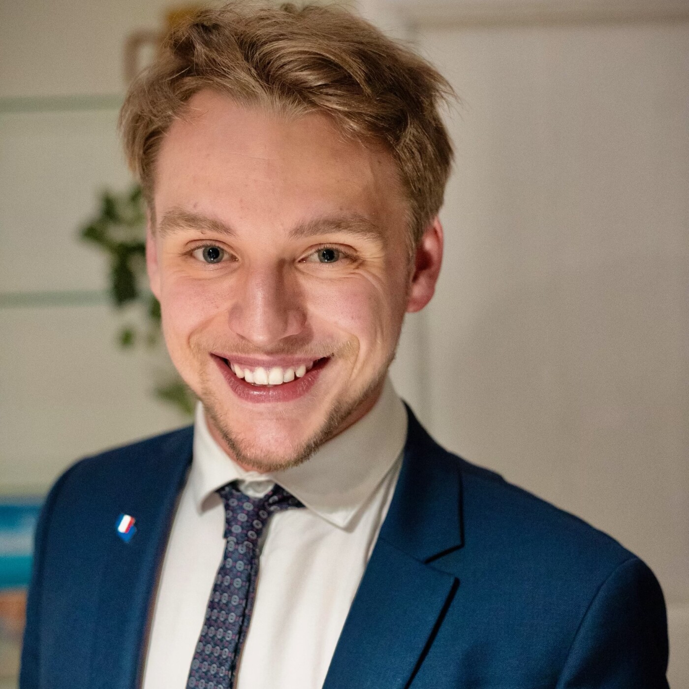 Législatives : La réaction de Léo Coutaud, candidat pour Les Républicains episode artwork