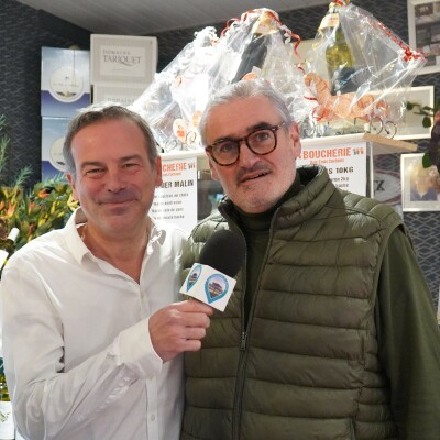 Depuis la boucherie Aux 3 Cochons, Manu vous détaille les 5 lots qui seront tirés au sort par le Père Noêl ce samedi 16 décembe cover