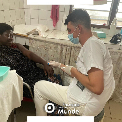 Aurélien Carfantan parle de l'avancée des travaux du centre médico-social au Togo cover