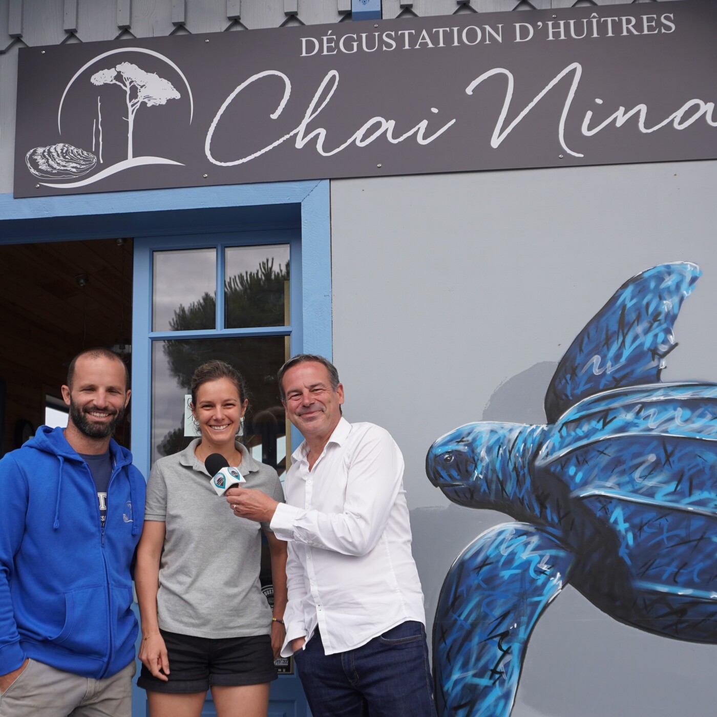 Marion et Fred Bonnieu vous présentent leur cabane de dégustation Chai Nina qu'ils viennent d'ouvrir sur le port de La Hume episode artwork