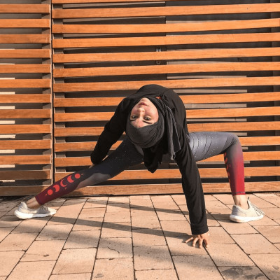 L'Grinta reçoit Hafsa Mounadim, L'Yoga pour tous... cover