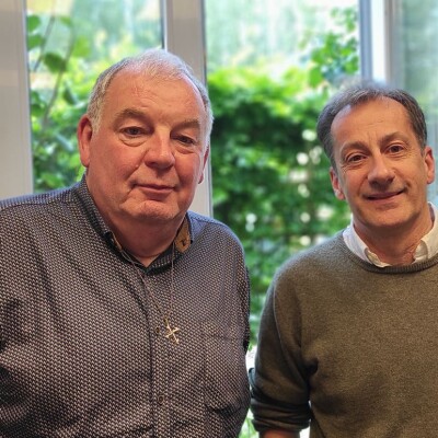 Décryptages: Visite du pape en Belgique et divertissement politique cover