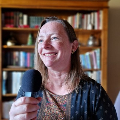 VIP - À la rencontre d’Elisabeth Dudo, la voix du Guide Express’O cover