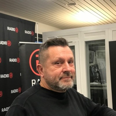Jean-François Bussy : un pasteur évangélique soutient le radio-don de RADIO R cover