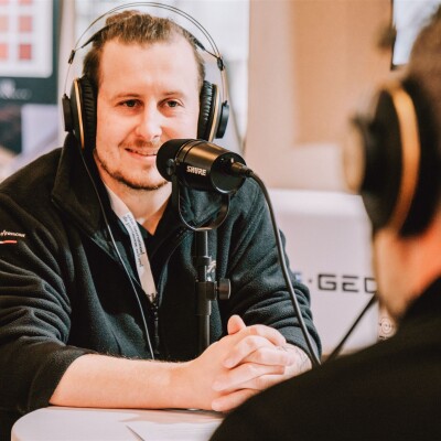 Quand la passion de la pierre remplace l'école cover