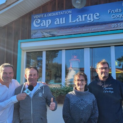 1 - Frédéric Girard nous parle de la création de son club Le Paddle Glisse sur le port de La Hume cover