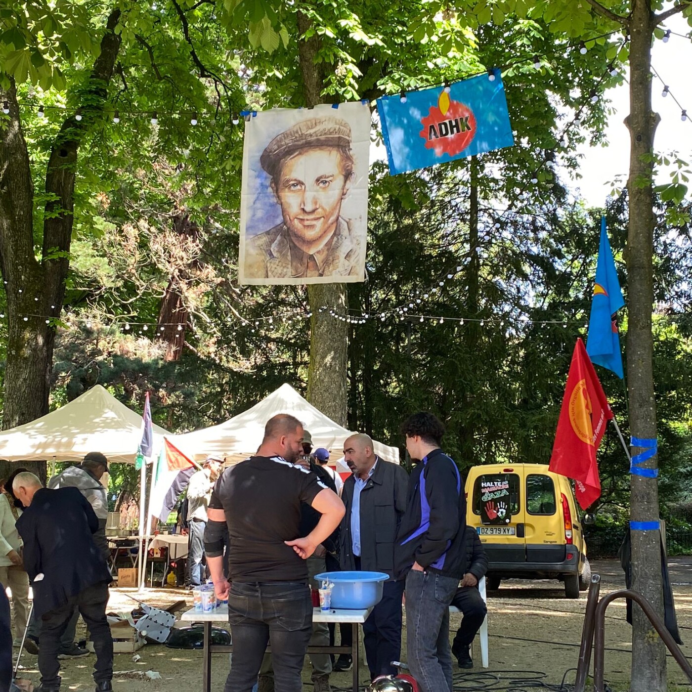 Reportage de la manifestation du 1er mai 2024 à Mulhouse episode artwork
