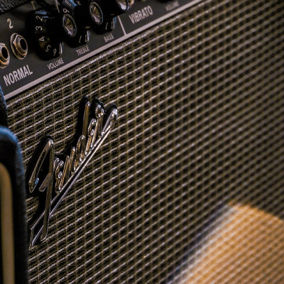 Son clair chaud ou froid : ampli Roland Jazz Chorus vs ampli Fender Deluxe Reverb cover