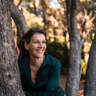 75- Infirmière anesthésiste devenue coach holistique et thérapeute énergétique- Isabelle LEPICARD cover