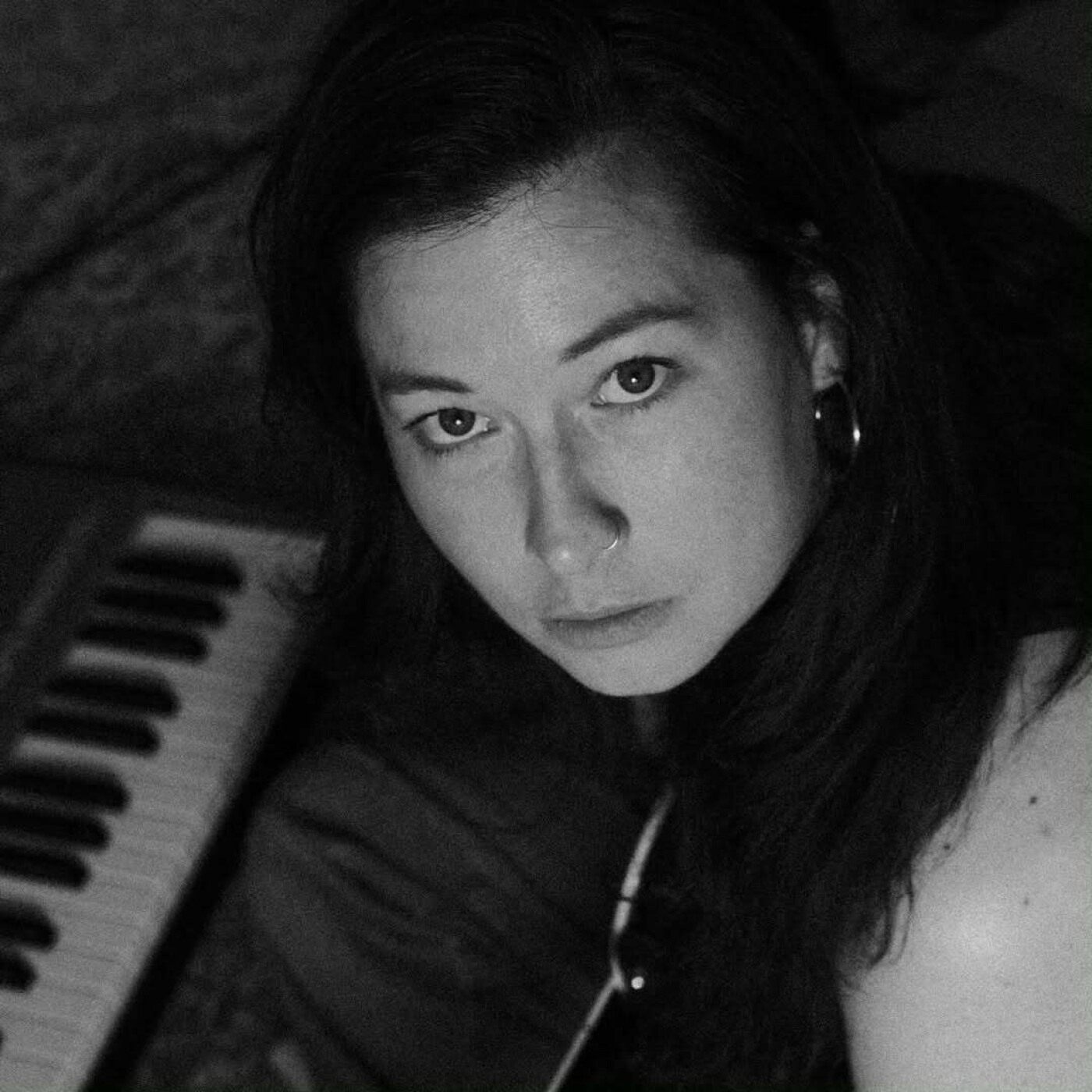125. SIBYLLE en interview : l'isolement social, écrire pour toucher | The Sound Table episode artwork