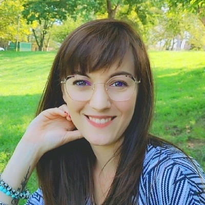 Jennifer est une jeune expat installée à Philadelphie, USA, depuis 1 mois et demi - 18 10 2021 - StereoChic Radio cover