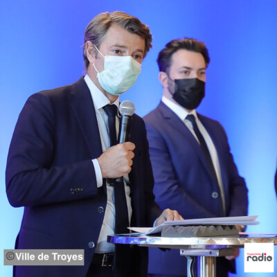 L'INFO DU JOUR - Une stèle en hommage aux victimes du Covid-19 cover