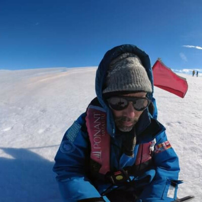 Fabrice Jonckheere a fait des terres glacées son Eldorado cover