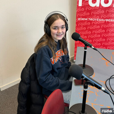 LA CHRONIQUE DE MAËLYS - Comment fonctionne un disque vinyle ? cover